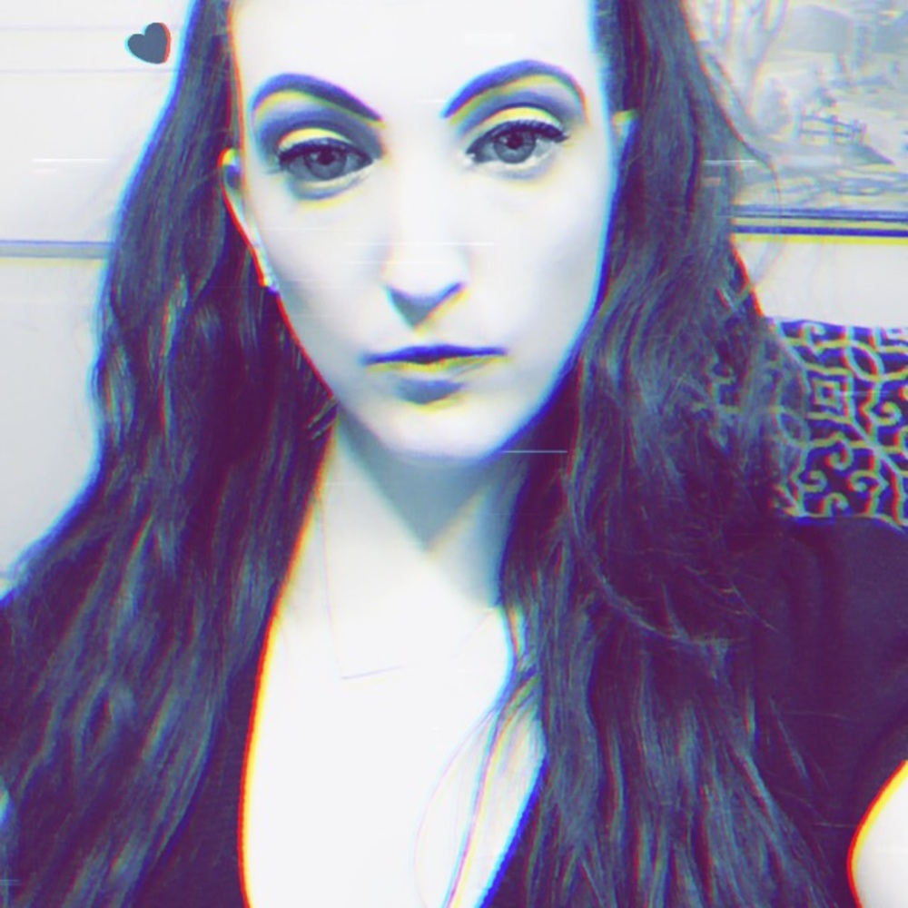 Meet your Posher, Alisha